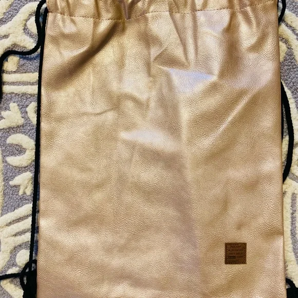 ANTONIO CORE DEPT Rose Gold Metallic Scrunch Backpack - Picture 5 of 7